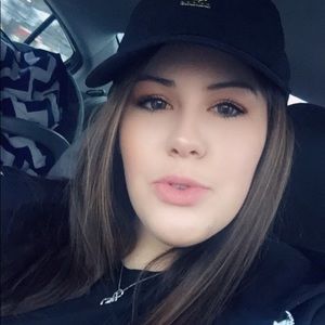 Meet your Posher, Allie